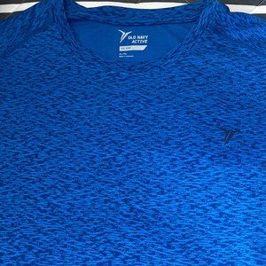 Old Navy Active Go-Dry Mens Shirt